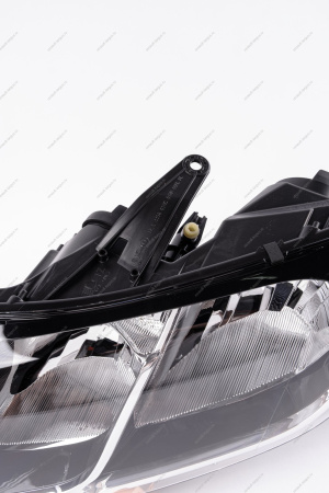 Фара левая (лампа H7) LADA Largus (FL) NEW Lada