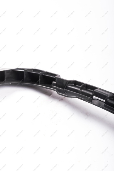 Кронштейн арочной зоны переднего бампера правый Lada Vesta SW Cross Lada