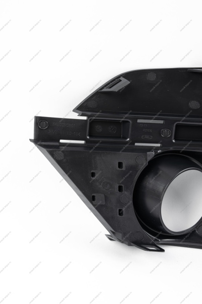 Облицовка птф правая LADA Largus (FL) NEW Lada