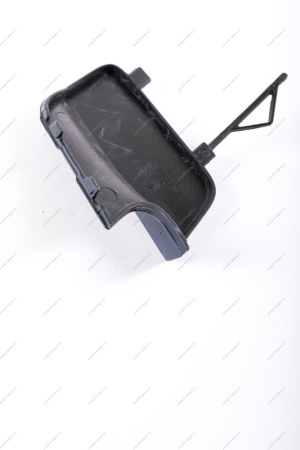 Крышка окна под переднюю буксирную проушину Lada Vesta SW Cross крашенная 492 Блюз (Темно-синий) Lada