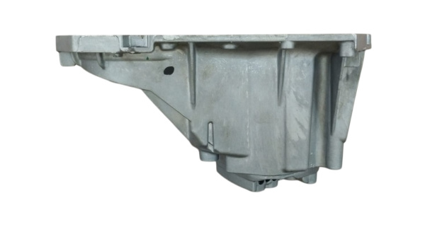 Картер коробки передач LADA Largus КПП-JR5 ( 8200934990) Renault