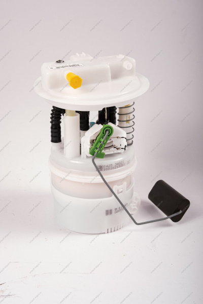 Насос топливный RENAULT Duster двиг.2.0 2WD Renault