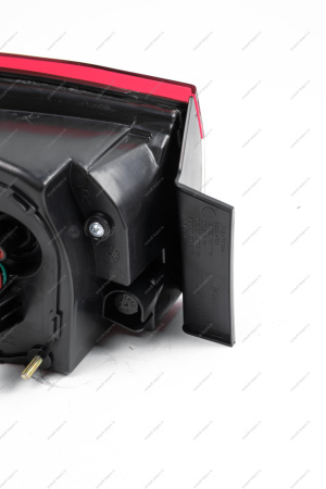 Фонарь задний наружный правый светодиодный LADA Vesta FL Россия