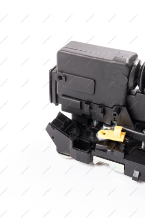 Замок двери LADA Largus/Лада Ларгус внутренний передний левый с эл. приводом 5 контактов (Valeo) Lada