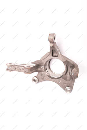 Кулак поворотный правый Renault