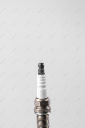 Свеча зажигания RENAULT Logan/LADA Largus/Logan 2014- (16 кл) K4M K4J E7J F4R 1шт Renault