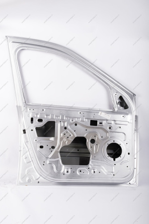 Дверь передняя левая LADA Largus/Лада Ларгус крашеная (с отв. под молдинг) 691 Платина (Серебристый Lada