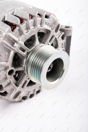 Генератор Lada XRAY ( Valeo) Lada