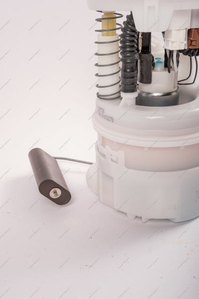 Насос топливный RENAULT Duster двиг.2.0 2WD Renault