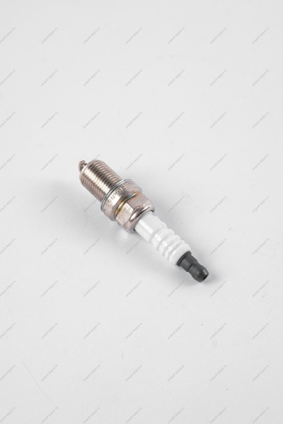 Свеча зажигания RENAULT Logan/LADA Largus/Logan 2014- (16 кл) K4M K4J E7J F4R 1шт Renault