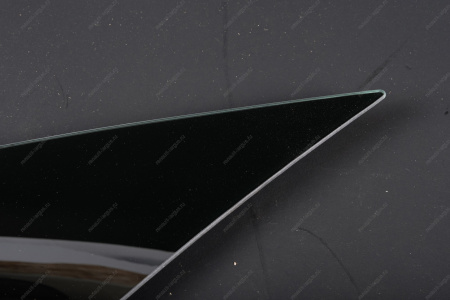 Стекло LADA Vesta/Веста окна боковины правое (тонирован) (Tinted) Lada