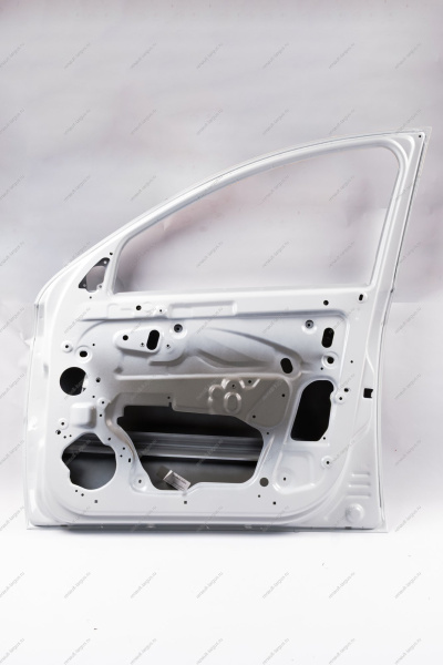 Дверь LADA Vesta/Веста передняя правая в цвет 221Ледниковый (белый) API