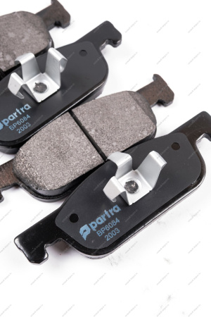 Колодки LADA XRAY переднего тормоза к-т PARTRA