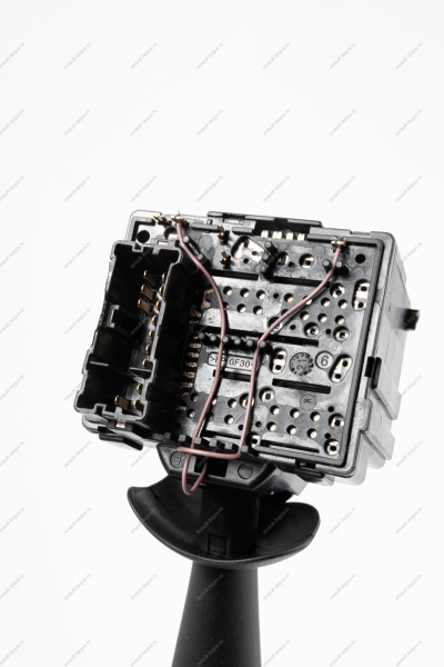 Подрулевой переключатель Renault Logan-II, Sandero-II стеклоочистителей Renault