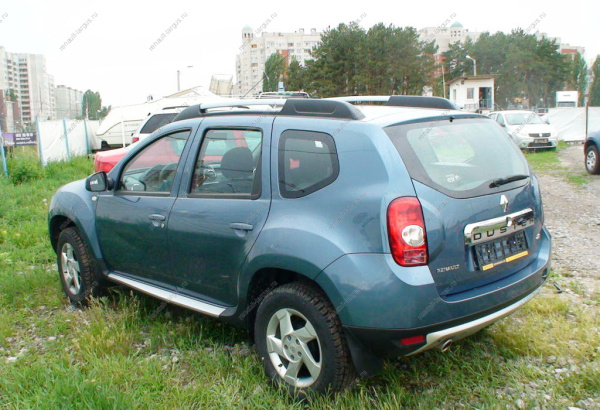 Бампер задний RENAULT Duster крашеный Cиний минерал RNF 2010- Api