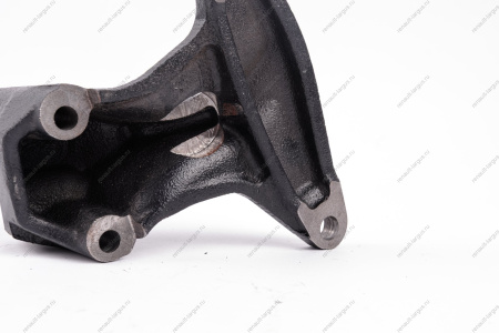Кронштейн правой опоры двигателя 21129 (P4M) LADA Vesta ( нужны болты 2 шт 8450020520/8450030999) Lada