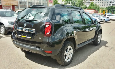 Бампер передний RENAULT Duster крашеный Черная жемчужина 676 c отв под птф 2010-2014 Api