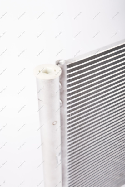 Радиатор кондиционера Lada Largus (FL) Renault