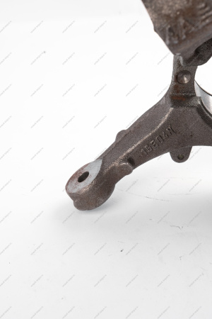 Кулак LADA Largus поворотный левый с АБС 100мм нов.обр. под болт D10мм Renault