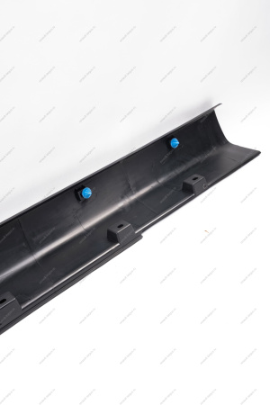 Облицовка LADA Largus Cross (FL) NEW порога правая (с клипсами) Lada