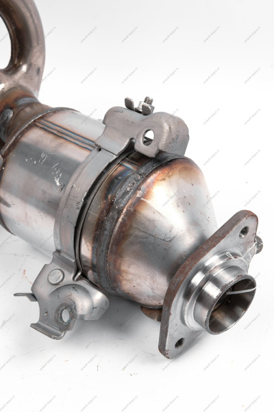 Каталитический нейтрализатор выхлопных газов Renault Logan II 2014>, Sandero 2014>, Dokker 2012- (Коллектор выпускной) Renault