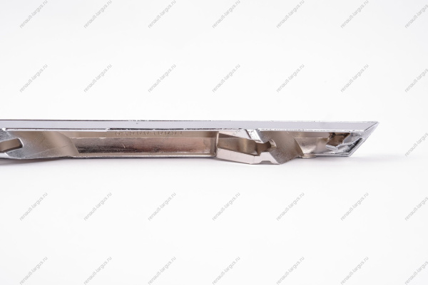 Молдинг переднего бампера верхний левый (хром) LADA Vesta FL/ Vesta SW Cross FL Lada