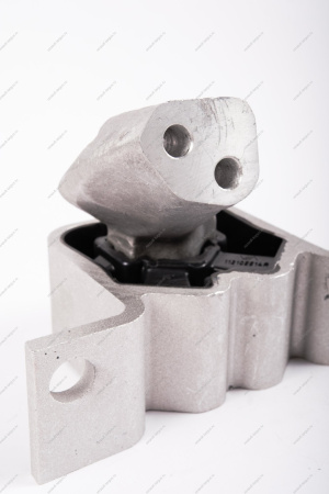 Опора правая подвески двигателя с кронштейном в сборе LADA XRAY Renault