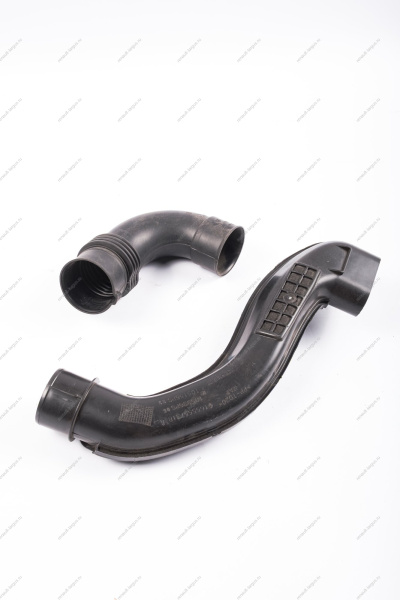 Патрубок воздушного фильтра (пластик) Lada XRAY Renault