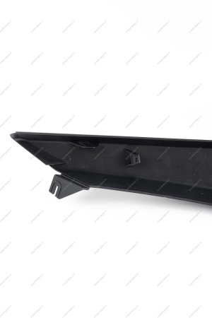 Накладка переднего бампера правая LADA Largus Cross (FL) NEW Lada