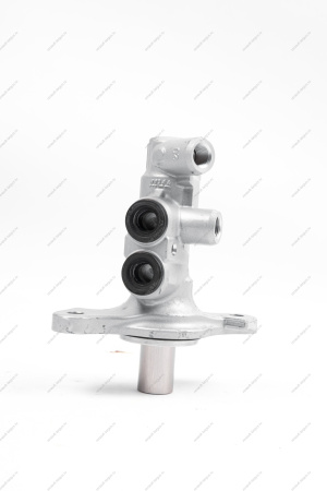 Цилиндр LADA XRAY главный тормозов Renault