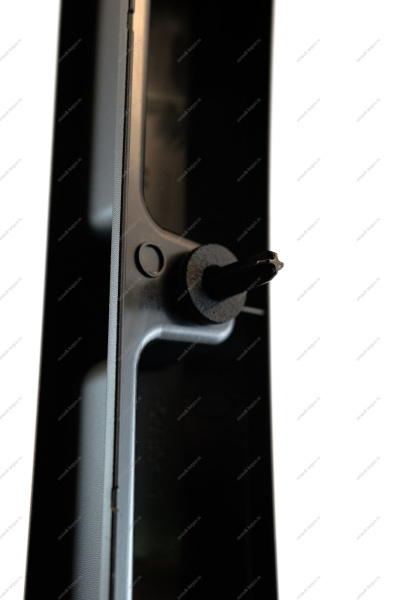 Накладка правой двери задка LADA Largus (FL) NEW Lada