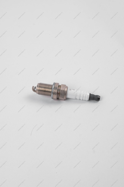 Свеча зажигания RENAULT Logan/LADA Largus/Logan 2014- (16 кл) K4M K4J E7J F4R 1шт Renault