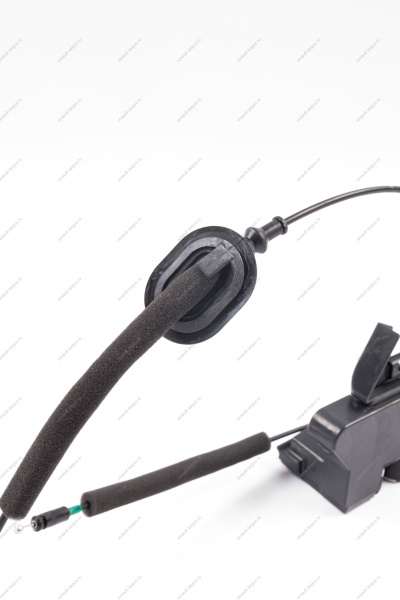 Замок задней двери левый LADA Vesta FL Lada