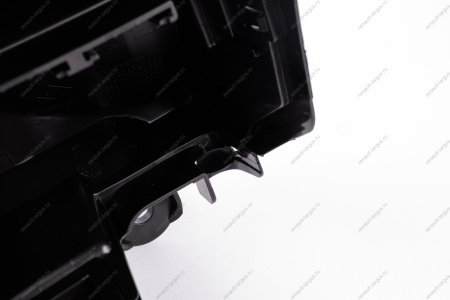 Корпус LADA Vesta монтажного блока моторного отсека Renault