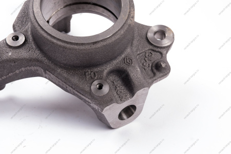 Кулак поворотный правый RENAULT Duster Renault