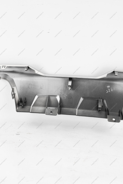 Накладка Lada Vesta SW Cross заднего бампера нижняя окрашенная в цвет серебристый Lada