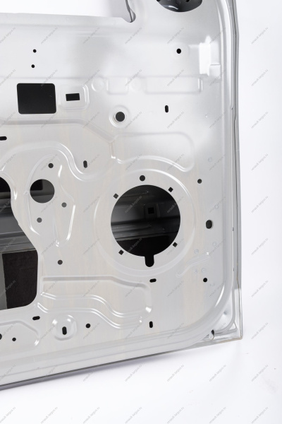 Дверь передняя левая LADA Largus/Лада Ларгус (с отв.под широкий молдинг. с отв . под личинку) (катафорезный грунт) Lada