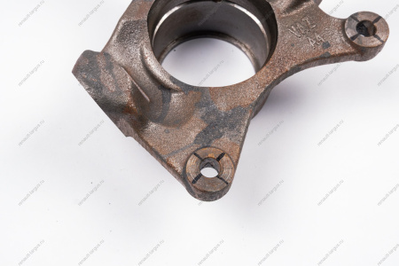 Кулак поворотный левый RENAULT Duster Renault