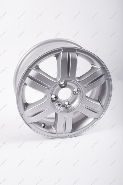 Диск колесный R-15 литой LADA Largus без колпаков КС548 Бран (50ET 100x4 60.1) 1 шт. Lada