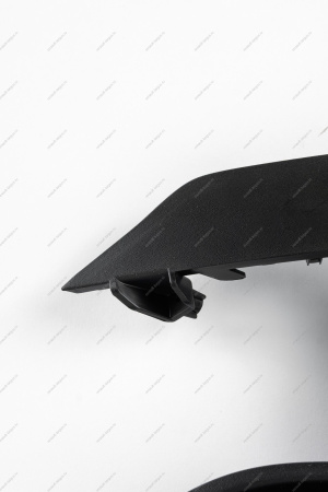 Облицовка ПТФ правая ( без отв под парктроник) LADA Vesta SW Cross FL Lada