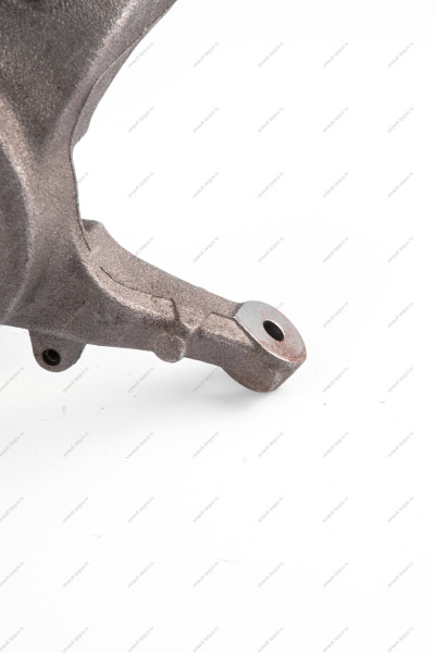 Кулак LADA Largus поворотный левый с АБС 100мм нов.обр. под болт D10мм Renault