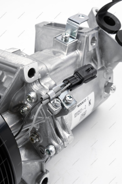 Компрессор Logan II кондиционера Renault