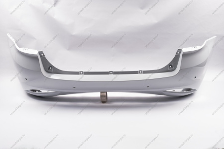 Бампер задний с 6 отверстиями под датчики системы парковки в цвет 221 Ледниковый (белый) LADA Vesta FL Lada