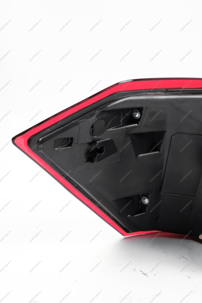 Фонарь задний наружный правый светодиодный LADA Vesta FL Россия