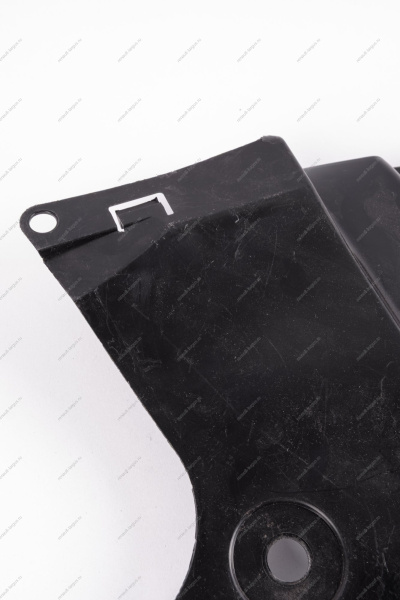 Защита переднего бампера LADA Largus/Лада Ларгус правая Рысь