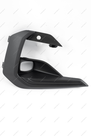 Облицовка ПТФ левая ( с отв. под парктроник) LADA Vesta SW Cross FL Lada