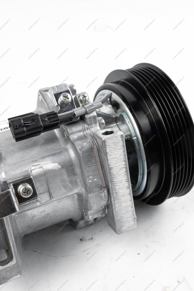 Компрессор Logan II кондиционера Renault