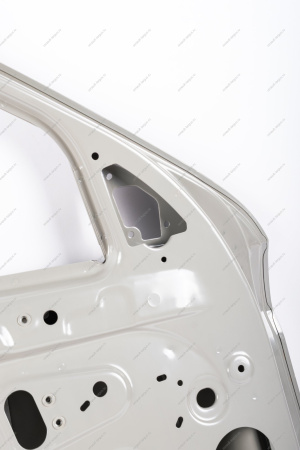 Дверь передняя левая Lada Vesta SW Cross /Sedan Cross (катафорезный грунт) Lada