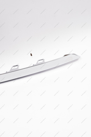 Молдинг переднего бампера нижний левый (хром) LADA Largus (FL) NEW Россия