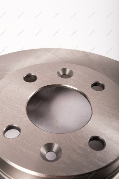 Диск тормозной передний LADA Largus/Лада Ларгус с АБС без АБС,фургон-8кл,16кл и универсал-16кл. 259х20,6 1 шт. Valeo